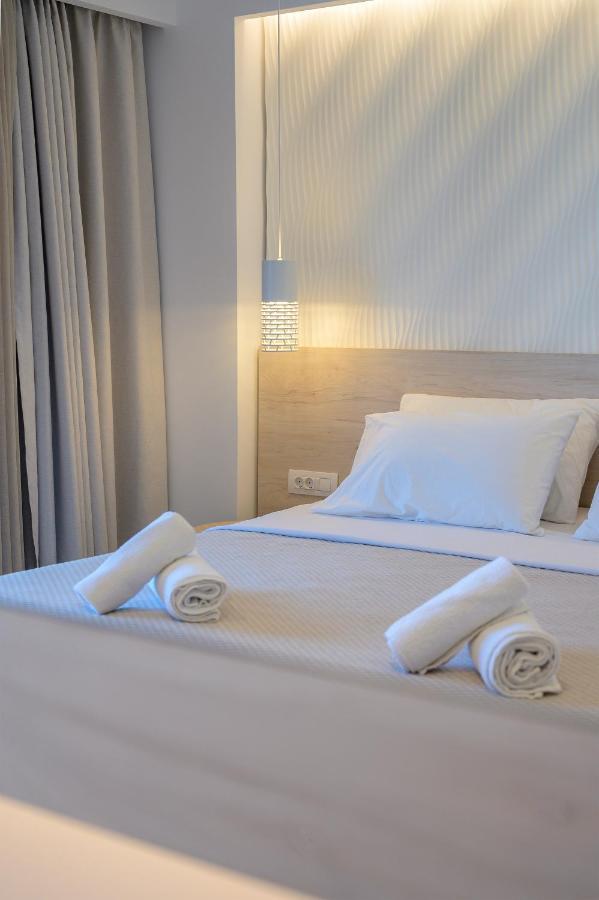Mythos Suites Hotel Tigaki Exterior foto